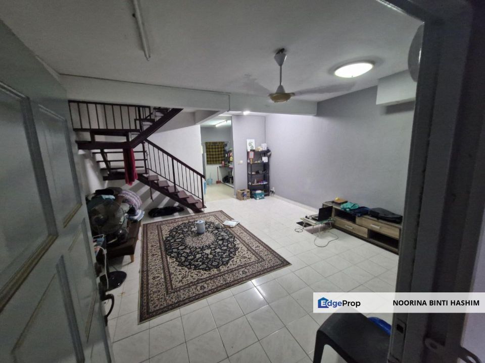 Green Valley Park - Bandar Tasik Puteri Rawang, Double Storey Terrace For Sale , Selangor, Rawang