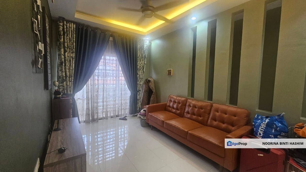 Taman Seri Alam, Saujana Utama Sg Buloh Selangor Town House, Selangor, Sungai Buloh