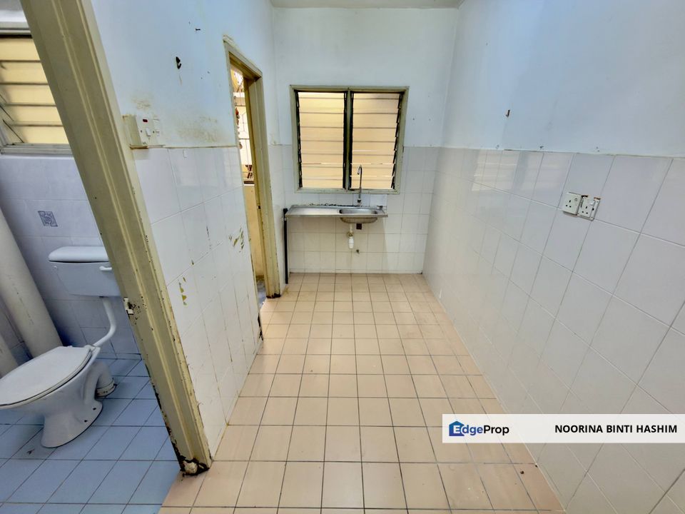 Semarak Apartment, Taman Wawasan, Bandar Puteri Puchong Selangor, Selangor, Puchong