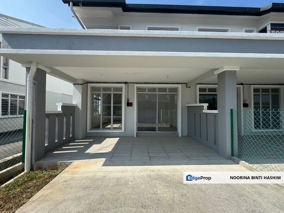 Taman Langat Utama Jalan LU 2/4, Double Storey Terrace House For Sale, Selangor, Banting