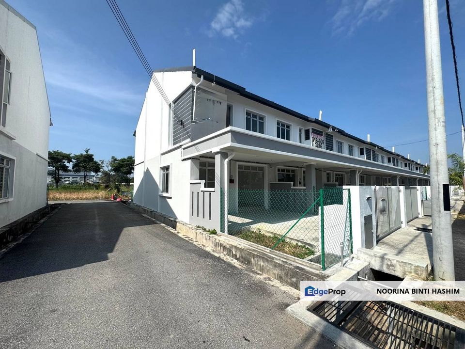 Taman Langat Utama Jalan LU 2/4, Double Storey Terrace House For Sale, Selangor, Banting