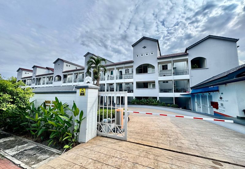 Kristal Court Robson Heights
