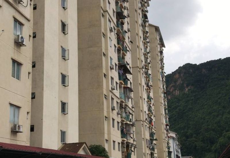 Pangsapuri Saujana, Gombak