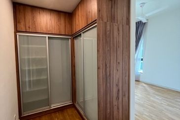 Residensi Solaris Parq