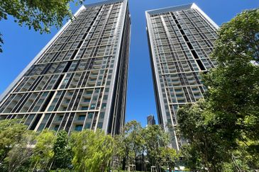 Residensi Solaris Parq