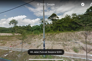 Jalan Puncak Saujana Land For Sale