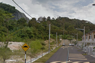 Jalan Puncak Saujana Land For Sale