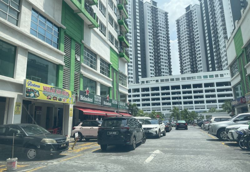 Parklane OUG Service Apartment