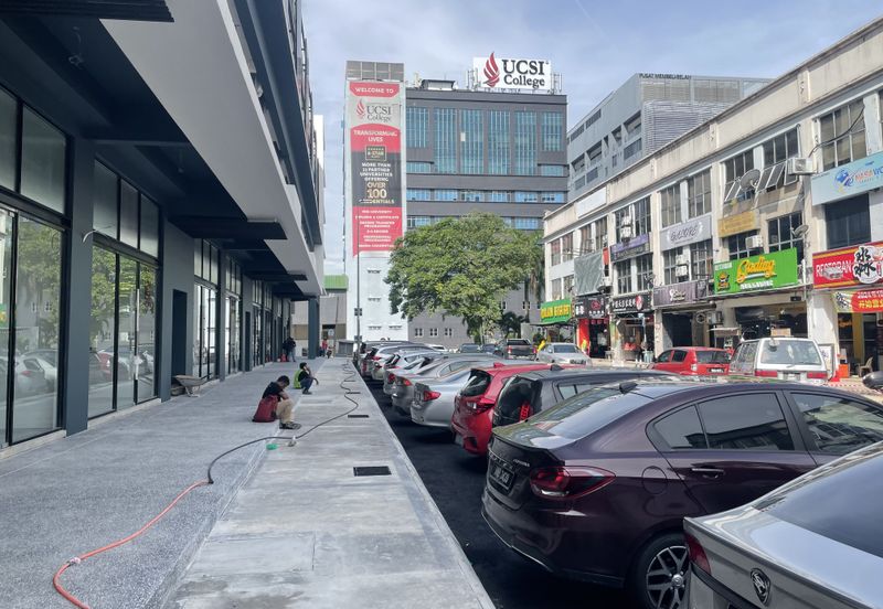 UC Square Taman Connaught Shop For Rent