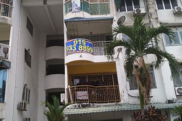 Ayers Tower @ Taman Kosas