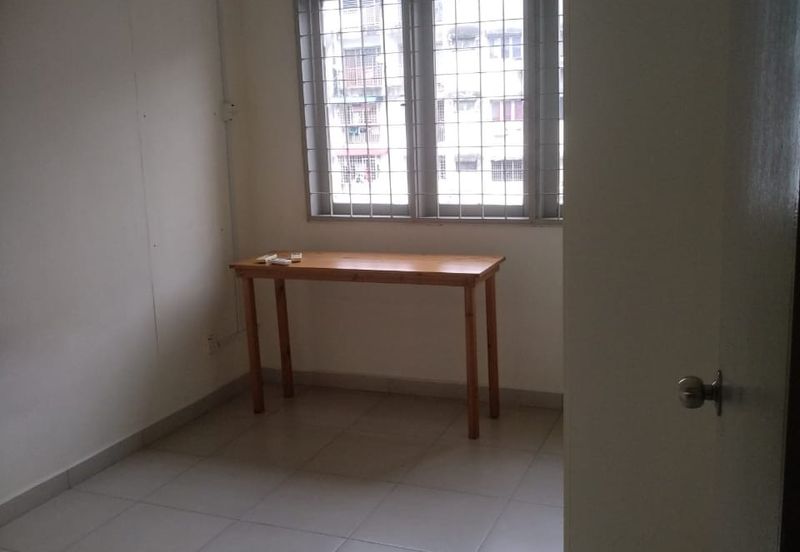 Ayers Tower @ Taman Kosas