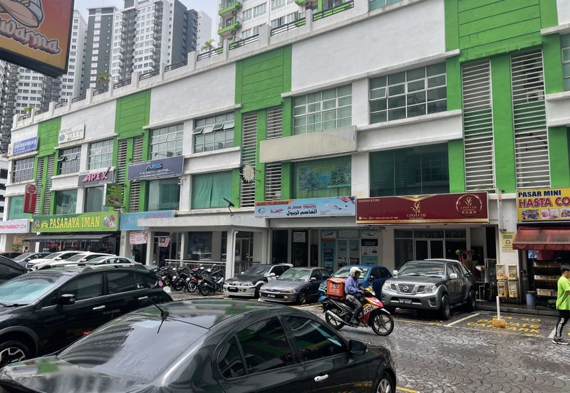 Parklane OUG Service Apartment