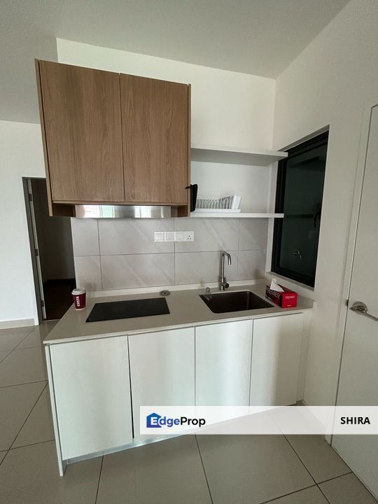 ARATRE RESINDENCE ARA DAMANSARA FOR RENT PARTIAL FURNISHED SPACIOUS UNIT, Selangor, Ara Damansara