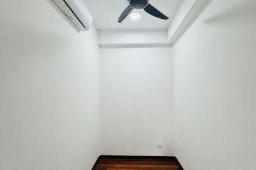 Renai Jelutong Residences