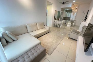 Waltz Residences @ Paradigm Garden City