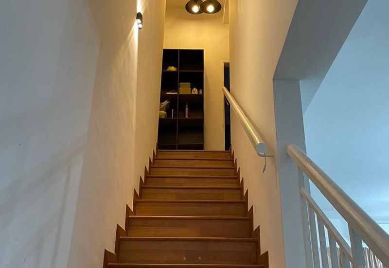 Ayden Townhouse Warisan Puteri