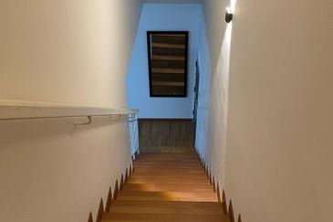 Ayden Townhouse Warisan Puteri