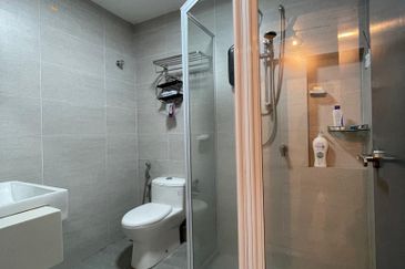 Ayden Townhouse Warisan Puteri