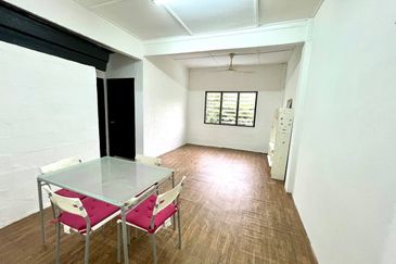 Taman Cheras Awana Apartment