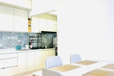 Impiana Sky Residensi @ The Earth