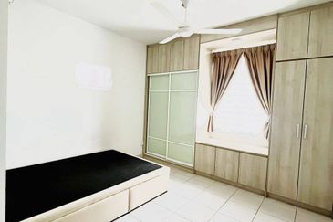 Impiana Sky Residensi @ The Earth