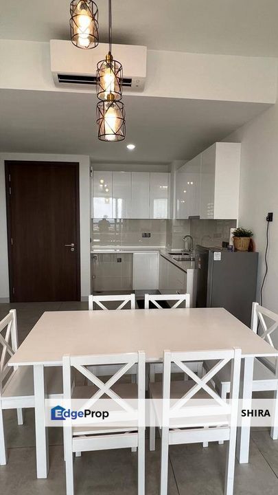 SPACIOUS UNIT WALKING DISTANCE TO LRT/KTM STATION, Selangor, Subang Jaya