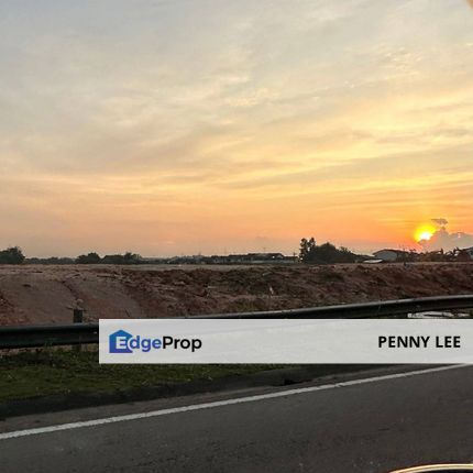 Taman Gaya Ulu Tiram Johor Prime Location Beside Main Road Around 3 Acres Commercial Land for Rent, Johor, Ulu Tiram