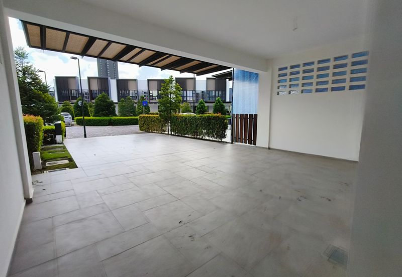 Isola Coast @ Senibong Cove