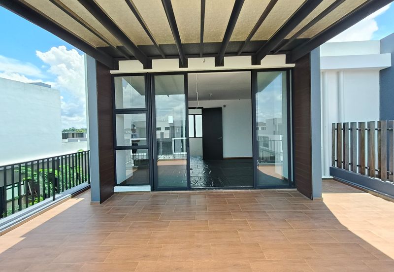 Isola Coast @ Senibong Cove