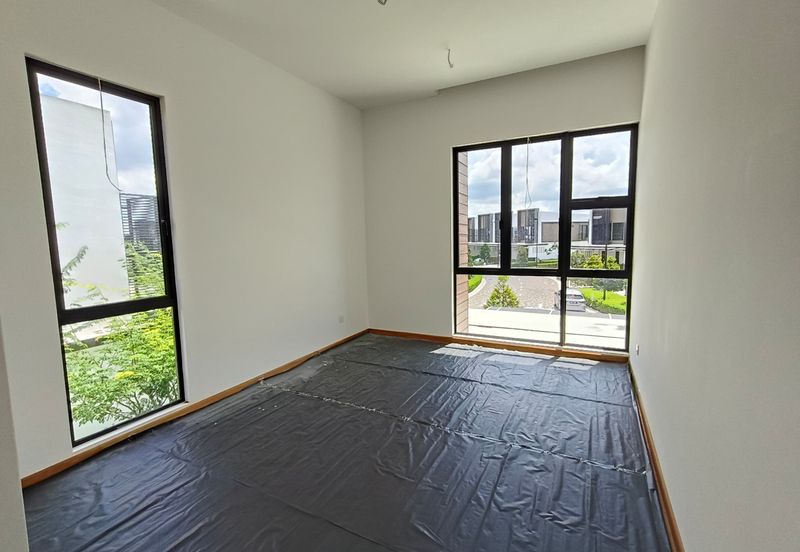 Isola Coast @ Senibong Cove