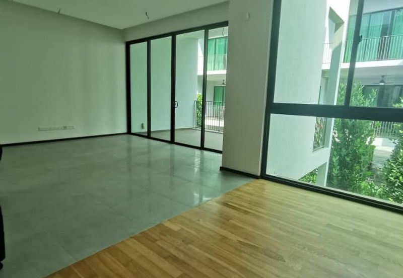 Bayou Creek, Leisure Farm