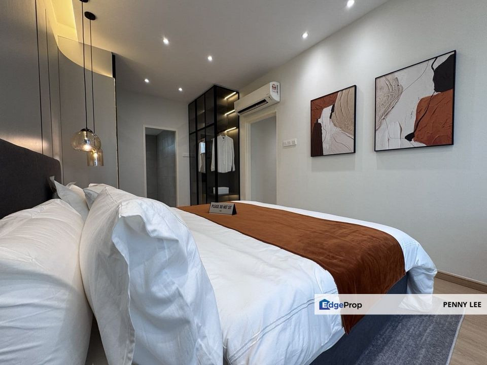 Senibong Cove Permas Jaya Hillview New Apartment Condominium Seaview for Sale, Johor, Masai