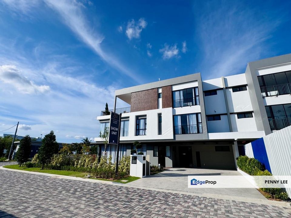 Senibong Cove Isola Coast Masai Johor New 3 Storey Cluster for Sale , Johor, Masai