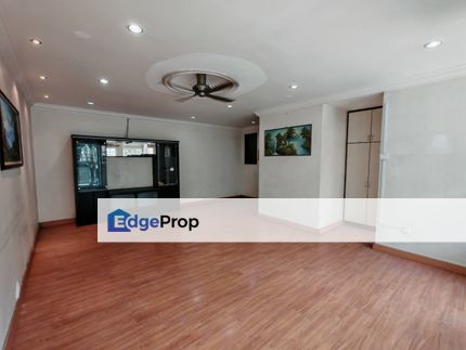 Taman Sungai Besi Indah, Seri Kembangan, Selangor, First Floor 3 Sty Townhouse for Sale,  Below Market Value, Super Cheap, More Parking, Selangor, Seri Kembangan