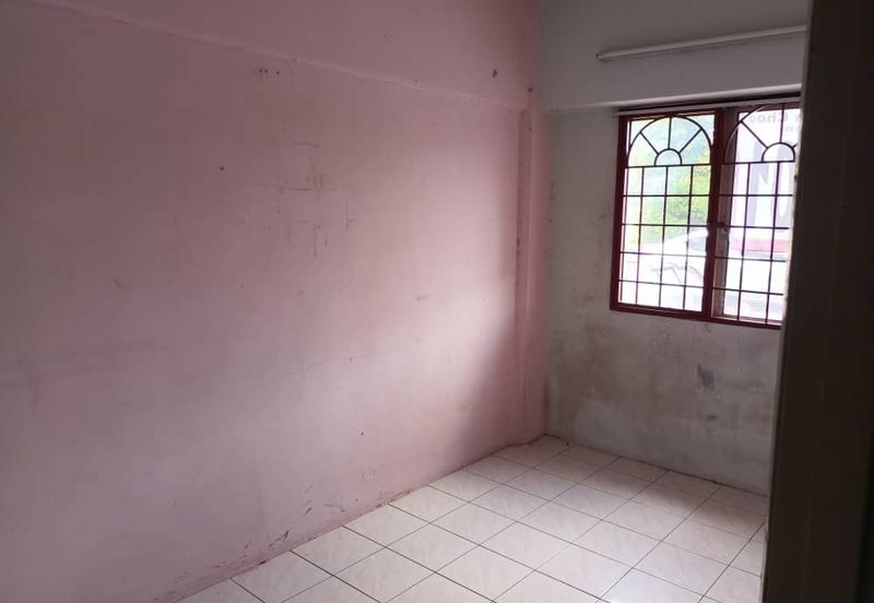 Taman Cheras Awana Apartment