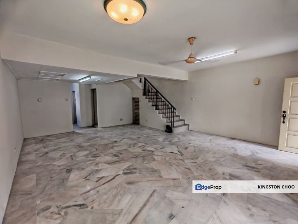 Double Storey House for Sale, Freehold, Near to the Play Ground, Kuala Lumpur, Cheras