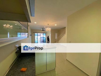 Double Storey Terrace @ Laman Delfina, Nilai Impian – 4R3B, Freehold, Gated, 1,953 sqft Built-up, RM500K, Negeri Sembilan, Nilai