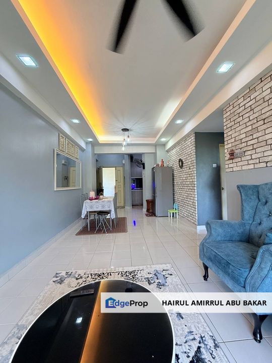 Kristal Heights 2 @ Sri Gombak – 936 sqft, Renovated, 3R2B, Low Density, Near Lift – RM335K Only!, Selangor, Gombak