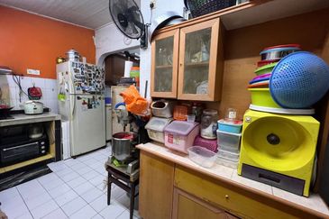 Kampung Datuk Keramat