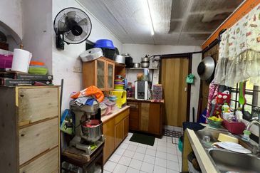 Kampung Datuk Keramat