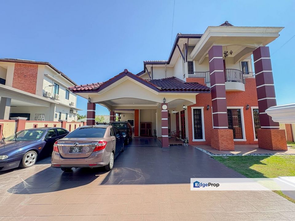 END LOT BUNGALOW TANAH LUAS 6,555 SQFT – TAMAN BUKIT MERINGIN, SG RAMAL LUAR, Selangor, Kajang