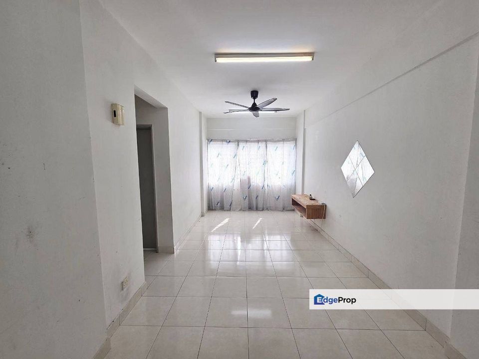 FREEHOLD, VACANT UNIT Pangsapuri Suria Rafflesia, Setia Alam FOR SALE!, Selangor, Setia Alam/Alam Nusantara