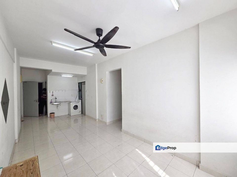 FREEHOLD, VACANT UNIT Pangsapuri Suria Rafflesia, Setia Alam FOR SALE!, Selangor, Setia Alam/Alam Nusantara