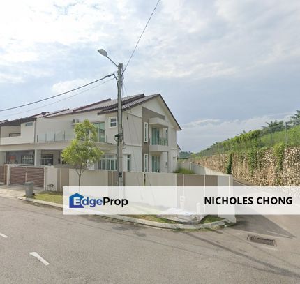 Taman Kluang Perdana 2 Storey Endlot Terrace for Auction, Johor, Kluang