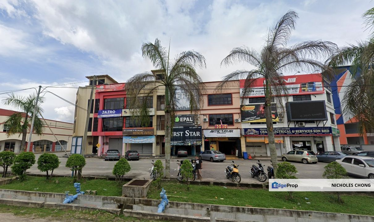 Taman Cukai Utama 3 Storey Shop Office for Auction, Terengganu, Kemaman