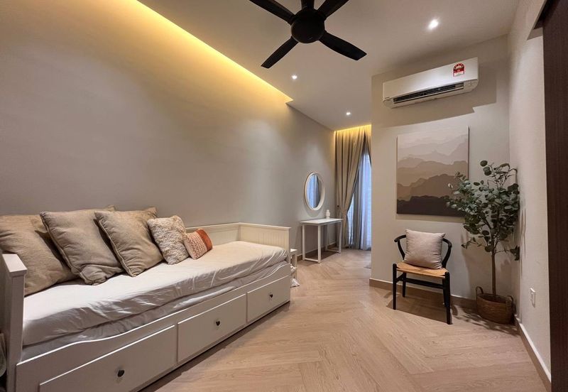 Fully Furnished Double Storey Elmina Green 1