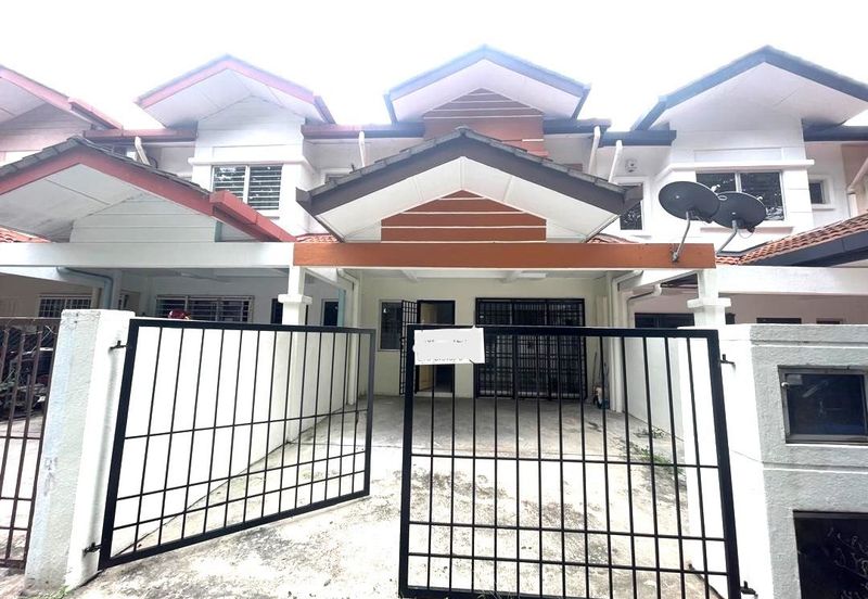 FACING OPEN FREEHOLD Double Storey Bukit Rimau Kota Kemuning