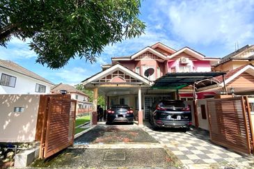 Cheapest End Lot Double Storey Jalan Akuamarin Seksyen 7 Shah Alam