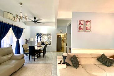 Cheapest End Lot Double Storey Jalan Akuamarin Seksyen 7 Shah Alam