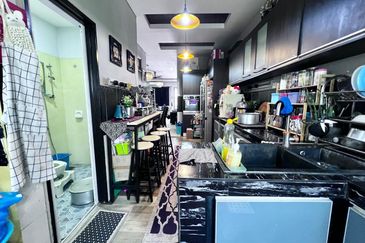 Fully Extended Double Storey Taman Tasik Prima Puchong